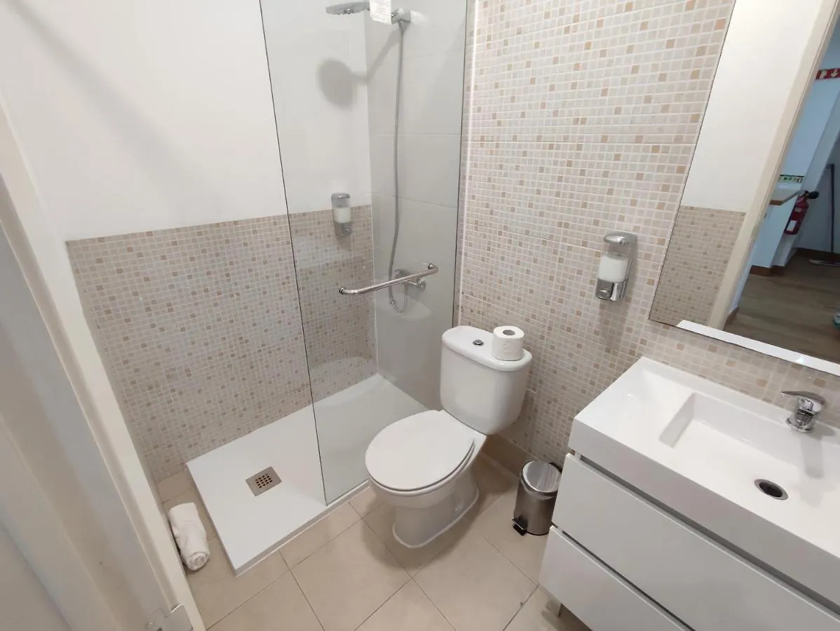 Quarto em Acomodações Particulares Theorynomad Al Lisboa Republica Apartamento Portugal